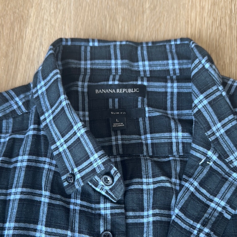 Banana Republic Black and Blue Plaid Shirt - Picture 2 of 6